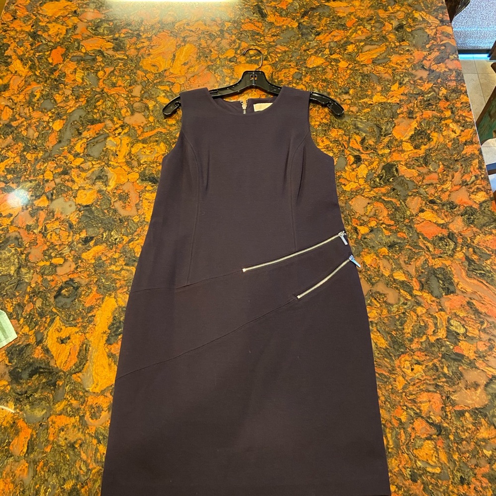 Women’s apparel